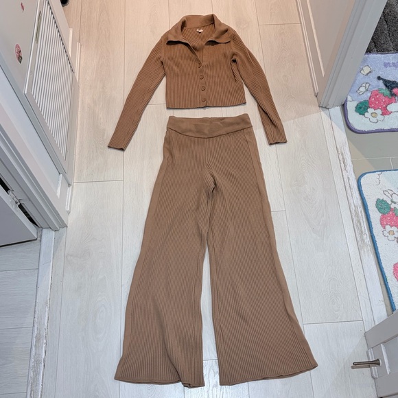 aerie Pants - Aerie Brown Ribbed Knit sweater Set
